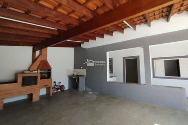 Casa &agrave; venda - 510m&sup2; - Centro