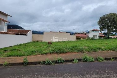Terreno &agrave; venda - 300m&sup2; - Jardim It&aacute;lia