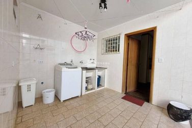 Casa &agrave; venda - 427m&sup2; - Centro
