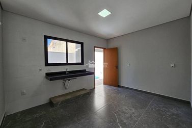 Casa &agrave; venda - 200m&sup2; - Jardim Mirante