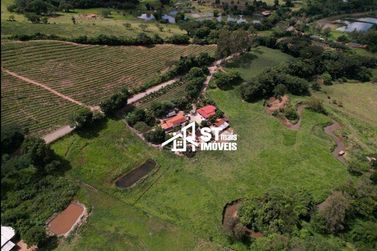 Ch&aacute;cara &agrave; venda - 96800m&sup2; - Zona Rural