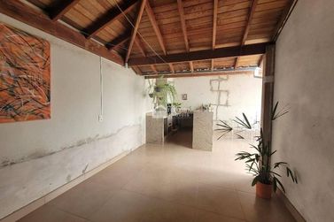 Casa &agrave; venda - 150m&sup2; - Jardim Mirante