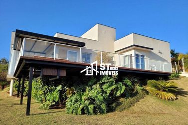 Casa &agrave; venda - 300m&sup2; - Andradas