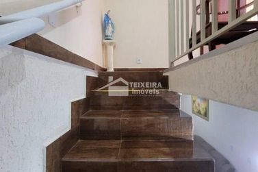 Casa &agrave; venda - 340m&sup2; - Centro