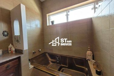 Casa &agrave; venda - 334m&sup2; - Centro