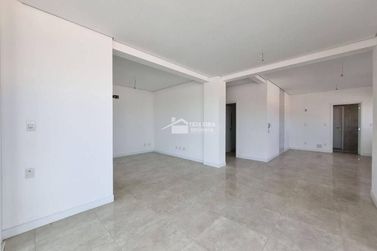 Apartamento &agrave; venda - 268m&sup2; - Centro