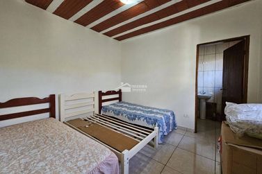 Ch&aacute;cara &agrave; venda - 90m&sup2; - Zona Rural