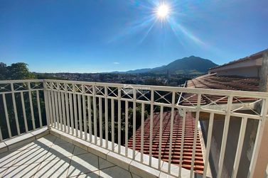 Casa &agrave; venda - 192m&sup2; - Jardim Panorama