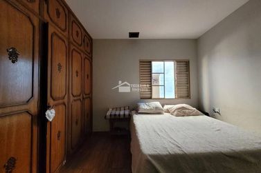 Casa &agrave; venda - 247m&sup2; - Jardim Panorama