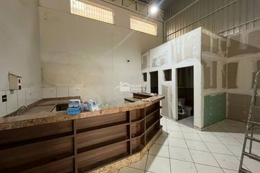 Sala Comercial para alugar - 150m&sup2; - Vila Betela