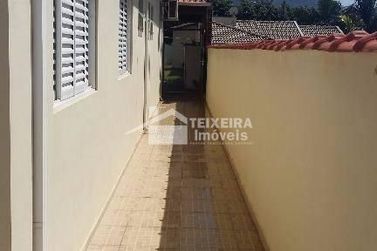 Casa &agrave; venda - 400m&sup2; - Jardim Ip&ecirc;