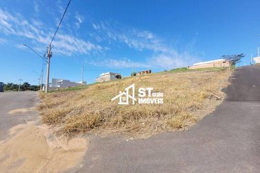 Terreno &agrave; venda - 200m&sup2; - Veredas da Serra