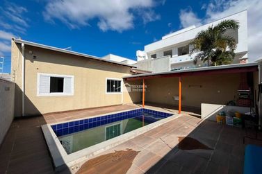 Casa &agrave; venda - 82m&sup2; - Veredas da Serra