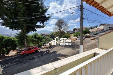 Sobrado &agrave; venda - 248m&sup2; - Pirapitinga