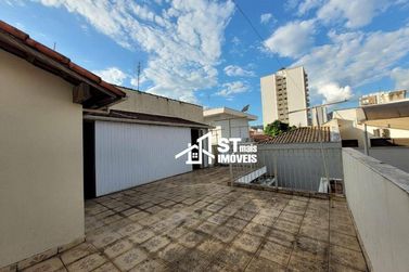 Casa para alugar - 272m&sup2; - Centro