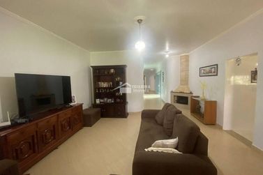 Ch&aacute;cara &agrave; venda - 11500m&sup2; - Zona Rural