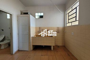 Casa &agrave; venda - 499m&sup2; - Centro