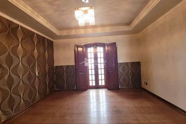 Sobrado &agrave; venda - 450m&sup2; - Jardim Bela Vista