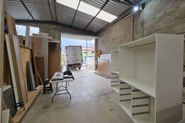 Sal&atilde;o Comercial &agrave; venda - 166m&sup2; - Jardim Mirante