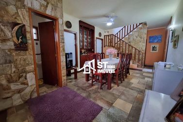 Casa &agrave; venda - 426m&sup2; - Centro