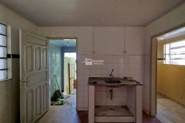 Casa &agrave; venda - 65m&sup2; - Centro