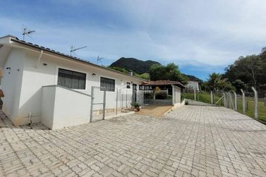 Ch&aacute;cara &agrave; venda - 2293760m&sup2; - Zona Rural