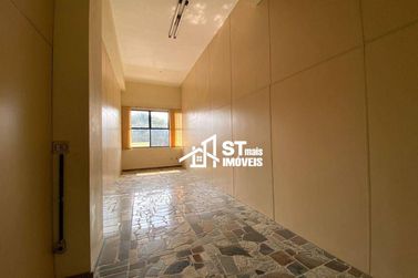 Sal&atilde;o Comercial para alugar - 300m&sup2; - Vila Buzato