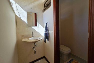 Casa &agrave; venda - 300m&sup2; - Jardim Bela Vista
