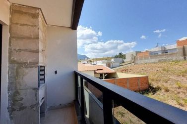 Apartamento &agrave; venda - 64m&sup2; - Jardim Portal da Mantiqueira