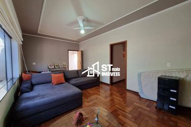 Casa &agrave; venda - 265m&sup2; - Jardim Portal Sol