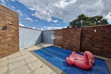 Casa &agrave; venda - 123m&sup2; - Morada dos P&aacute;ssaros