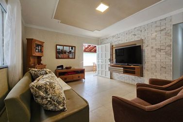 Casa &agrave; venda - 260m&sup2; - Clube Uva