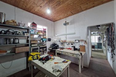 Sala Comercial &agrave; venda - 218m&sup2; - Centro