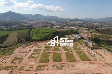 Terreno &agrave; venda - 200m&sup2; - Parque da Liberdade
