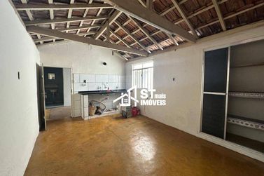 Casa &agrave; venda - 184m&sup2; - Vila Leite