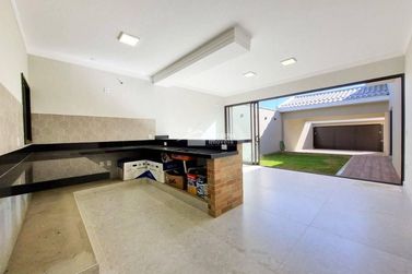 Casa &agrave; venda - 210m&sup2; - Jardim Mantiqueira II