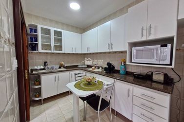 Casa &agrave; venda - 288m&sup2; - Jardim Panorama