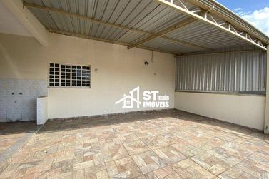 Apartamento para alugar - 122m&sup2; - Centro
