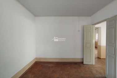 Casa &agrave; venda - 65m&sup2; - Centro