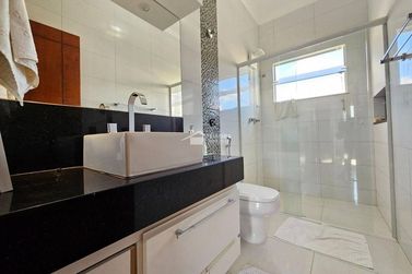 Casa &agrave; venda - 250m&sup2; - Jardim Mantiqueira II
