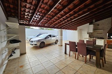 Casa &agrave; venda - 168m&sup2; - Mantiqueira Boulevard