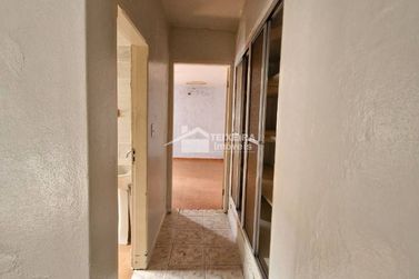 Casa &agrave; venda - 81m&sup2; - Centro