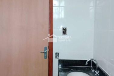 Casa &agrave; venda - 216m&sup2; - Centro