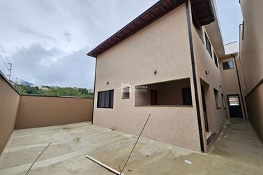 Casa &agrave; venda - 112m&sup2; - Jardim Rio Verde