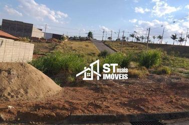 Terreno &agrave; venda - 200m&sup2; - Jardim Am&eacute;lia