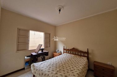 Casa &agrave; venda - 120m&sup2; - 