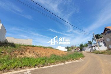 Terreno &agrave; venda - 334m&sup2; - Portal da Mantiqueira