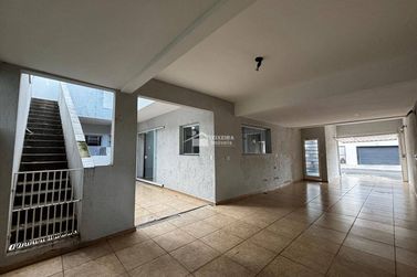 Casa &agrave; venda - 274m&sup2; - Centro