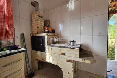 Ch&aacute;cara &agrave; venda - 90m&sup2; - Zona Rural