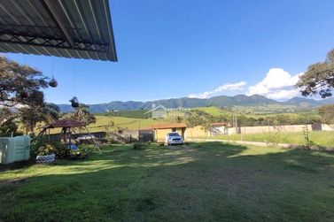 Ch&aacute;cara &agrave; venda - 50m&sup2; - Centro